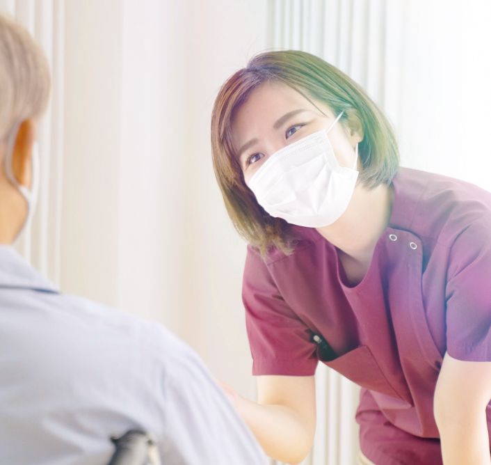 人と人を、やさしく結ぶ。ご自宅で安心の医療とケアを。